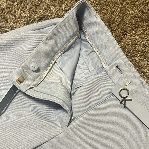 NWT Calvin Klein, size 10, Light Blue pants with belt and back pockets. - Picture 3 of 8